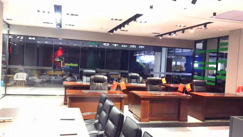 思進(jìn)家具湖南省長(zhǎng)沙市專(zhuān)賣(mài)店